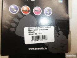 Lot: 3 Paires De Chaussette Et Une De Gants -Matériel De Pêche 00003 lot 3 paires de chaussette et une de gants