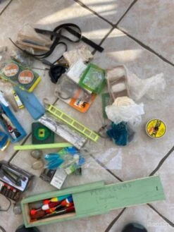 Lot Accessoires De Pêche Environ 12 Kilos -Matériel De Pêche 00008 Lot accessoires de peche environ 12 kilos